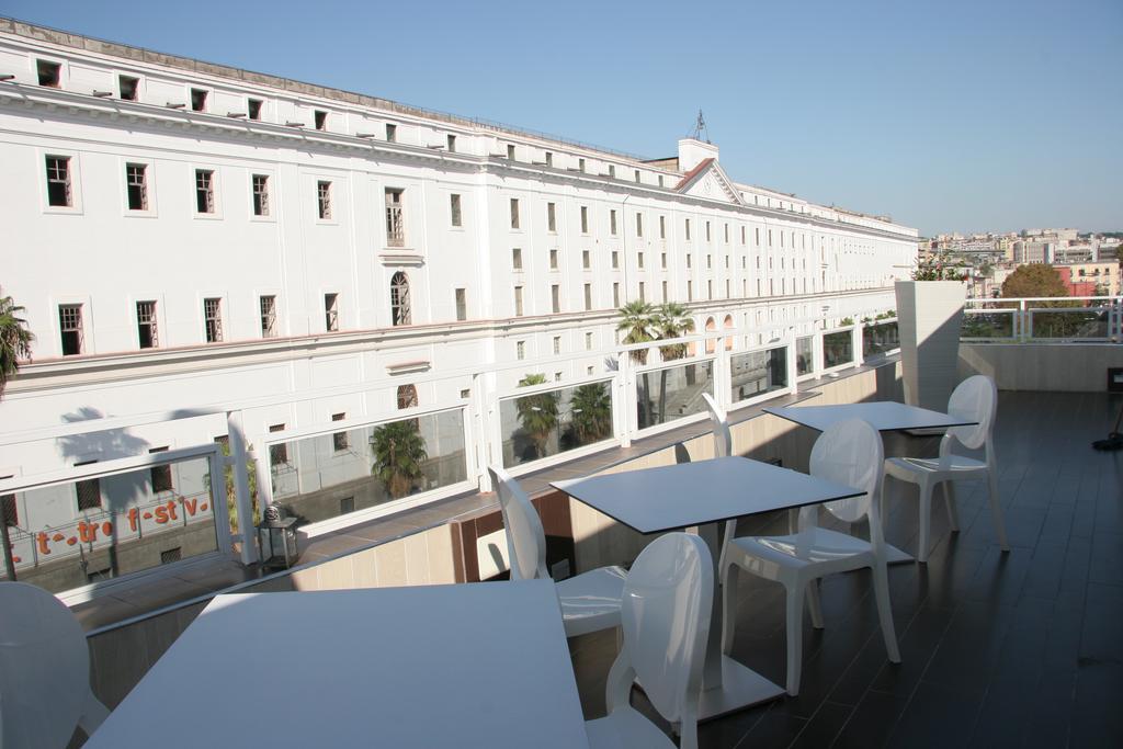 โฮเต็ล เฟอร์ดินานโดทู Hotel เนเปิลส์ ภายนอก รูปภาพ
